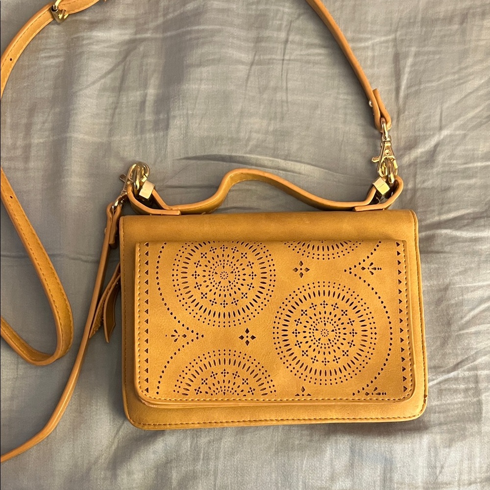 Francesca's Collections Mustard Crossbody Bag